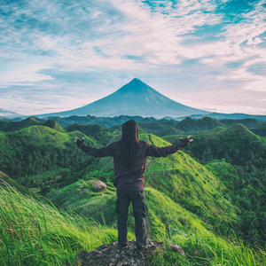 DonnySombrero - Running Up That Hill