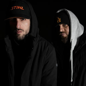 Distratti (feat. Ricky the large, Flowma B & Benzyh) (Explicit)