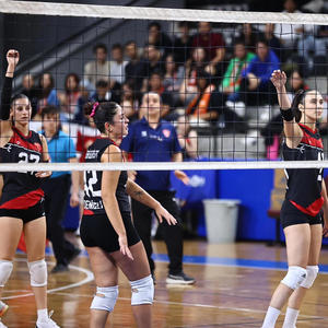 Biz Bu Sahada Varız (feat. Hakan Kaya)