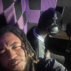 Tum3o Flow (feat. Guap) (Explicit)