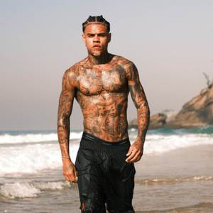 UMA HORA ELE TA CASADO OUTRA HORA TA COM AS MULHER