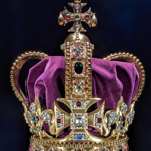 Young Queen (feat. Blu realist) (Explicit)