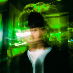 달라 (Different) (不同)