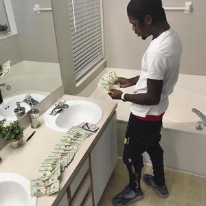 Everyday (feat. RGD) (Explicit)