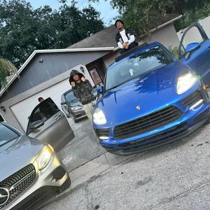 Pay Me (feat. FFG Dee) (Explicit)