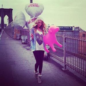 like how it did (feat. jungle sick) (Explicit)