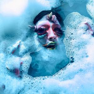 SLIPPERYWHENWET (feat. EchoEndless) (Explicit)