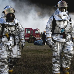 我们在这伴奏 (伴奏)