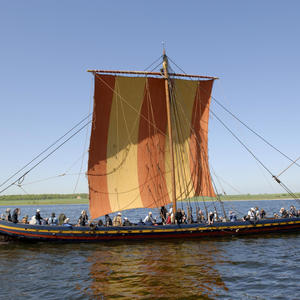 Who Texted Me? (feat. BBCDaddy) (Explicit)