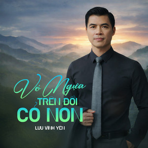 Vó Ngựa Trên Đồi Cỏ Non