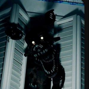 ghost (feat. 2tonee) (Explicit)