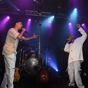 ברוך השם הכל מעולה (Live)