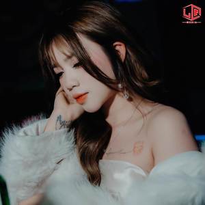 Đợi Người (Đợi Ai... ?)