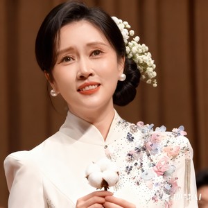 新疆之花 (伴奏)