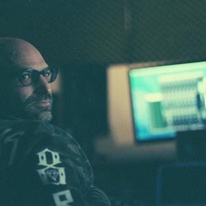 שוק שחור(גרסאת שוחט) (Explicit)