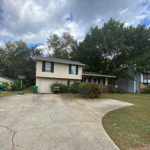 Merch It (Freestyle) (feat. Nacoties, Deemun3y & TP) (Explicit)