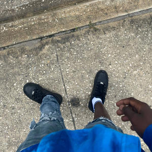 In motion (Explicit)