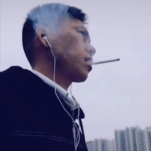 女朋友你在哪 (伴奏)