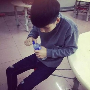 我们不是情侣