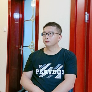 一露相随 (伴奏)