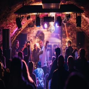 Døkavaď nebudu ØG