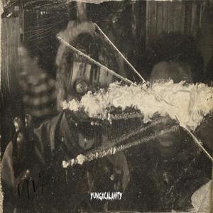 PAINT THE ROOM RED(feat. Scxrzxne) (Explicit)