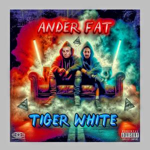 12 Pm Gatitas En Mi Casa (feat. Tiger White) (Explicit)