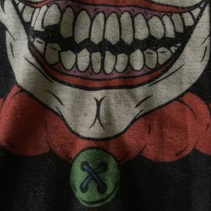 Hitem in the head (Explicit)