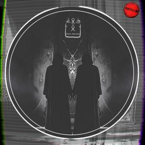 She Don't Love Me (Explicit)