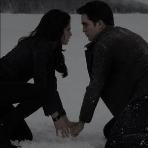 holdurhand (feat. felixthisu) (Explicit)