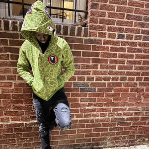 B's Everywhere Pt. 2 (feat. MoneySet) (Explicit)