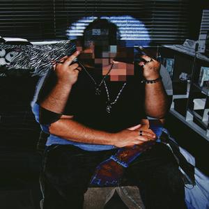 feel like bruce (feat. d0llywood1 & so so) (Explicit)