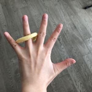 草戒指