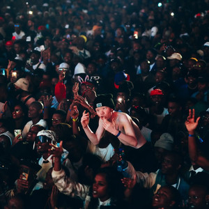 Pass That **** (Explicit)