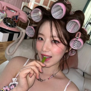 薇多莉亚的秘密封面