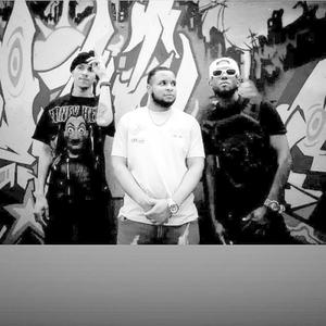 Pana Fake (feat. Familia 07- Pabikee) (Explicit)