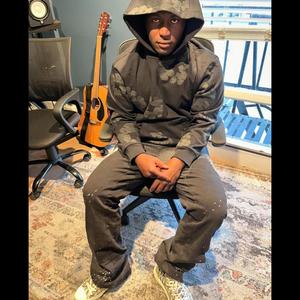 Warzone (feat. Deezy3k) (Explicit)