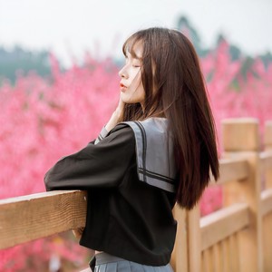 画个圈圈圈住你封面