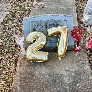 Feelin (feat. BigZo) (Explicit)