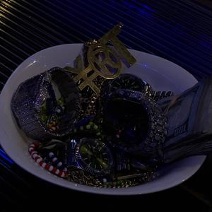 Holla (feat. CptMde & Djay|Explicit)