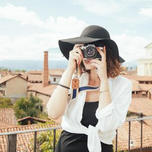 Tänään Ei Ole Normi Päivä(feat. Lotta) (Explicit)