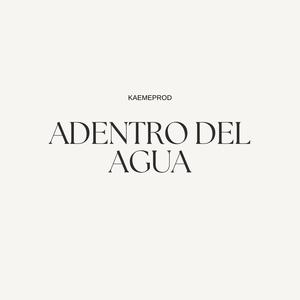 Adentro del agua