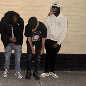 Ain't Goin (feat. JuFrmDa6, YakGotABag & BloFrmDa6) (Explicit)