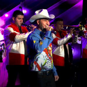 No Necesito (En Vivo)