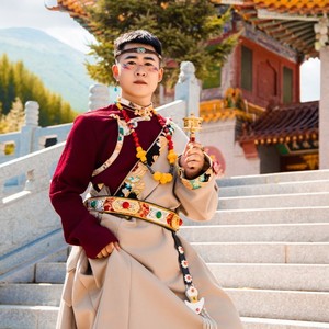 我热恋的草原—伴奏