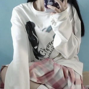 关于那个胸小的短发姑娘