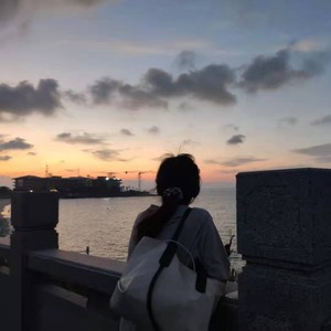 云朵和山林 (Demo)