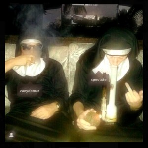 distractions(feat. spectxte) (Explicit)