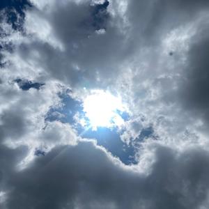 Still Trippin Over U (feat. Yahliq) (Explicit)