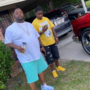 Need luv (feat. FreeTA9Y & Twin E) (Explicit)